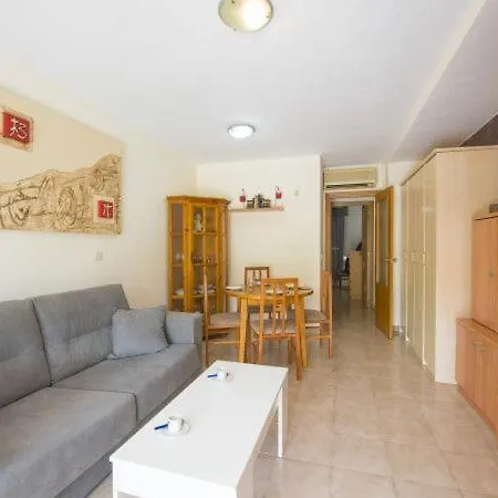 Sleeps 2 Pool Apartamento